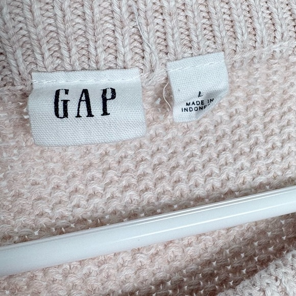 GAP Pale Blush Cable Knit 100% Cotton Sweater Women’s size Large - Picture 5 of 7
